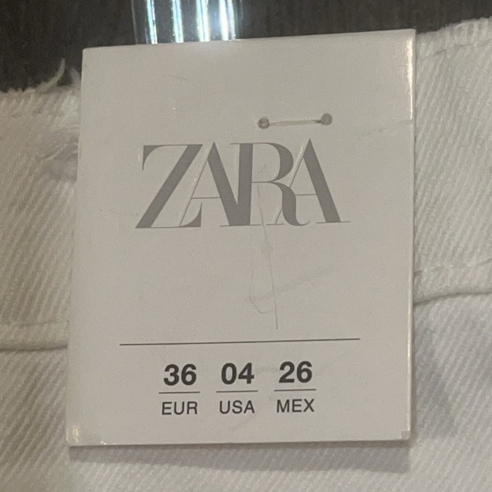 NWT Zara Hi-Rise White Distressed Denim Shorts Size 4 - Picture 14 of 14